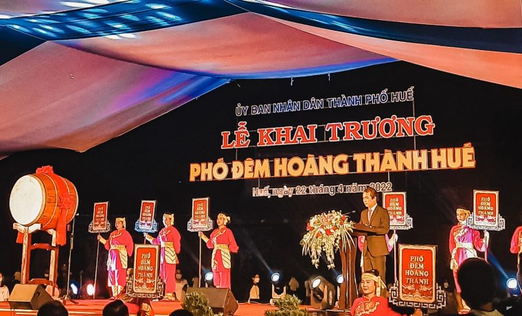 khai trương phố đêm hoàng thành